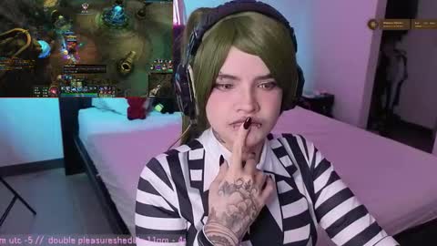 Goth Darling online show from 10.10.25