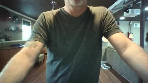 Snapshot of nudistguy194549 chatting on 03.09.25 Nudistguy online show from 03.09.25