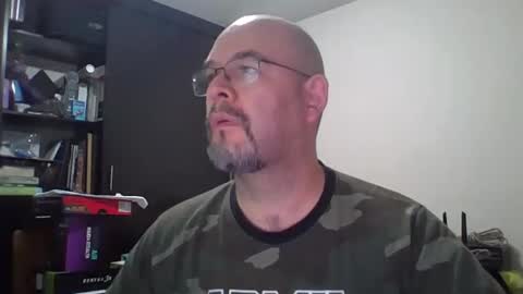 Snapshot of nuevoshowgranlattino chatting on 11.19.25 nuevoshowgranlattino online show from 11.19.25