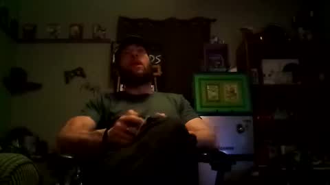 Awwwww Hey Sweetie Pies. Welcome To The Sweetie Pie Lounge. Enjoy The Dad-Cast. SweetCorny Fun-loving Dad Talk. online show from 02.04.25