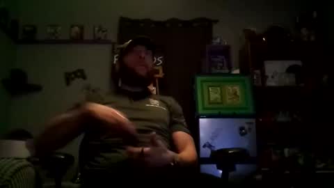 Awwwww Hey Sweetie Pies. Welcome To The Sweetie Pie Lounge. Enjoy The Dad-Cast. SweetCorny Fun-loving Dad Talk. online show from 02.17.25