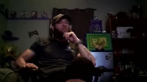 Awwwww Hey Sweetie Pies. Welcome To The Sweetie Pie Lounge. Enjoy The Dad-Cast. SweetCorny Fun-loving Dad Talk. online show from 03.03.25