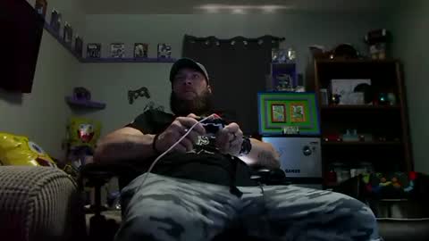 Awwwww Hey Sweetie Pies. Welcome To The Sweetie Pie Lounge. Enjoy The Dad-Cast. SweetCorny Fun-loving Dad Talk. online show from 09.13.25