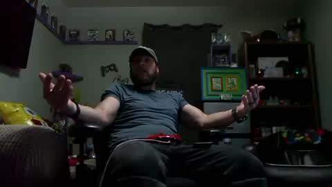 Awwwww Hey Sweetie Pies. Welcome To The Sweetie Pie Lounge. Enjoy The Dad-Cast. SweetCorny Fun-loving Dad Talk. online show from 09.28.25