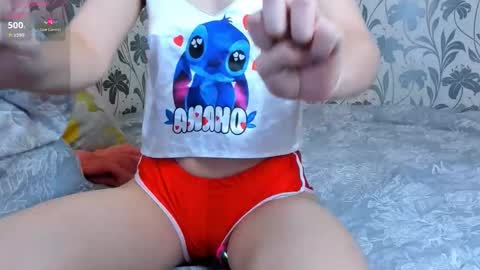 Snapshot of nuna_lisa chatting on 10.01.25 nuna_lisa online show from 10.01.25