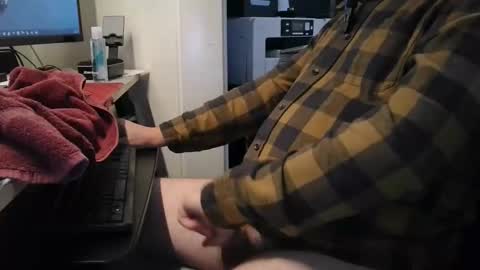 Snapshot of nutttyprof chatting on 10.23.25 nuttyprof online show from 10.23.25