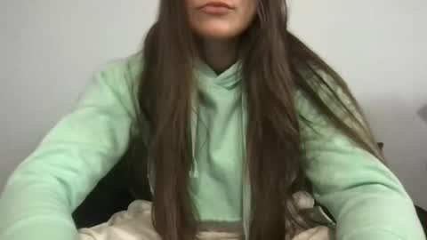 Snapshot of nvrgnkno chatting on 12.15.25 nvrgnkno online show from 12.15.25