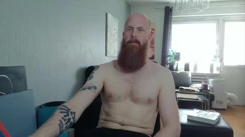 Snapshot of nxrthman chatting on 05.08.26 nxrthman online show from 05.08.26