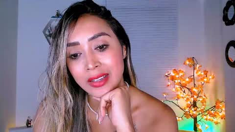 Nycole online show from 12.21.24