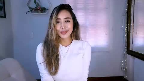 Nycole online show from 10.07.25