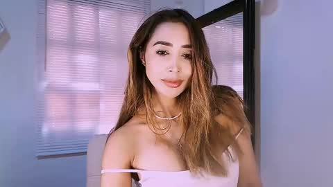 Nycole online show from 02.06.26