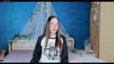 Kat online show from 01.28.25