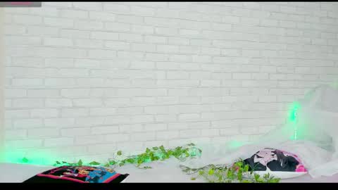 Kat online show from 10.22.25