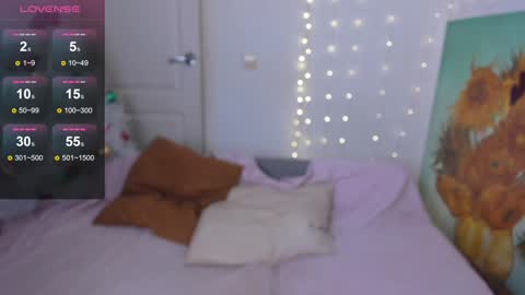 crystal   3 online show from 01.17.25