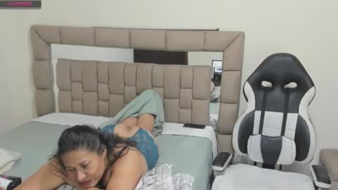 nyomi browm online show from 02.26.25