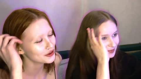 nyra_thira online show from 04.04.26