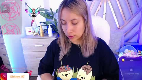 Alex   .    online show from 01.19.25