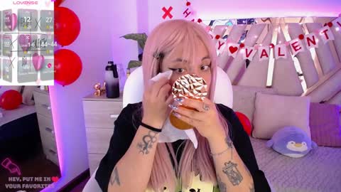 Alex   .    online show from 02.08.25