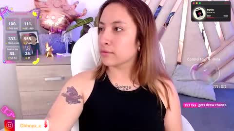 Alex   .    online show from 09.17.25