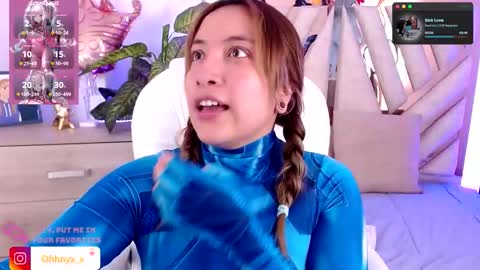 Alex   .    online show from 09.25.25