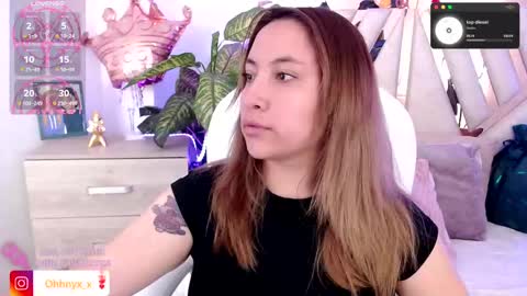 Alex   .    online show from 09.29.25