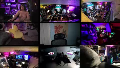 Snapshot of nyxraven chatting on 02.18.25 NyxRaven online show from 02.18.25