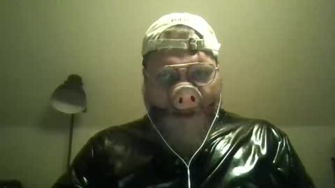 Snapshot of obesepervpiggy89 chatting on 05.18.26 obesepervpiggy89 online show from 05.18.26