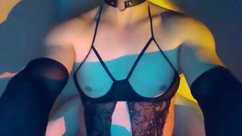 Snapshot of obscuraboy chatting on 01.16.26 Doxy online show from 01.16.26