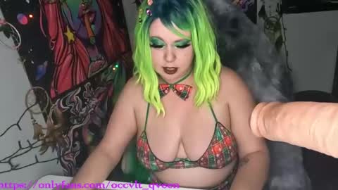 Snapshot of occvlt_qveen chatting on 12.25.24 occvlt qveen online show from 12.25.24