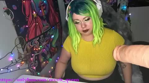 Snapshot of occvlt_qveen chatting on 12.29.24 occvlt qveen online show from 12.29.24