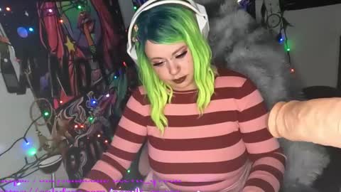 Snapshot of occvlt_qveen chatting on 01.11.25 occvlt qveen online show from 01.11.25