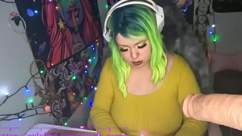 Snapshot of occvlt_qveen chatting on 03.02.25 occvlt qveen online show from 03.02.25