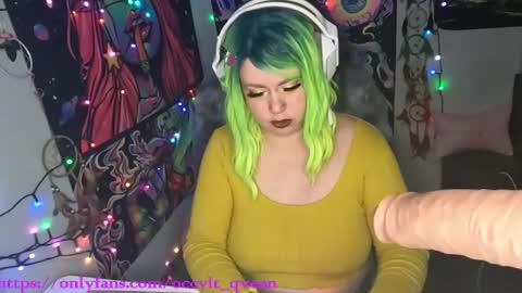 Snapshot of occvlt_qveen chatting on 03.02.25 occvlt qveen online show from 03.02.25