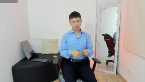 ocean_tay online show from 03.06.25