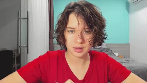 Snapshot of octopussy69x chatting on 12.16.24 Evie online show from 12.16.24