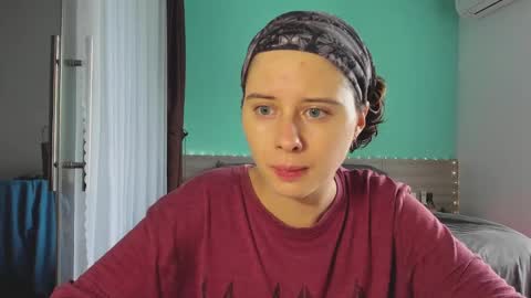 Snapshot of octopussy69x chatting on 12.23.24 Evie online show from 12.23.24