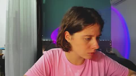 Snapshot of octopussy69x chatting on 01.06.25 Evie online show from 01.06.25