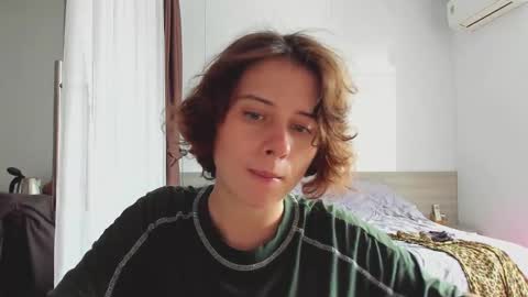 Snapshot of octopussy69x chatting on 03.10.25 Evie online show from 03.10.25