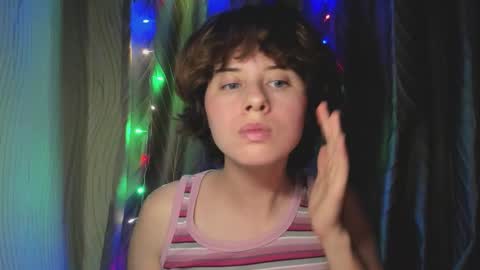 Snapshot of octopussy69x chatting on 09.17.25 Evie online show from 09.17.25