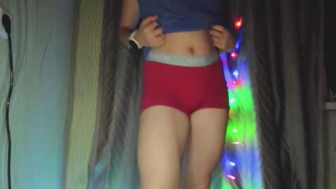 Snapshot of octopussy69x chatting on 10.01.25 Evie online show from 10.01.25