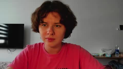 Evie online show from 04.15.26