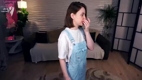 Snapshot of odellabowman chatting on 02.28.25 Night Odella Bowman Julia online show from 02.28.25