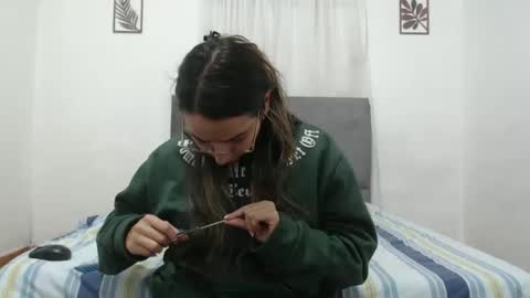 Snapshot of odette_brigh_ chatting on 02.13.26 Val online show from 02.13.26