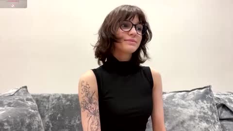 Thea online show from 02.02.26