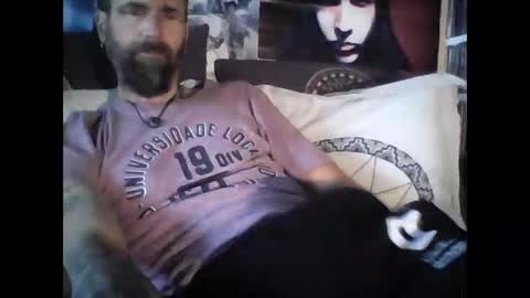 Snapshot of oedipe666 chatting on 11.25.25 oedipe666cam online show from 11.25.25