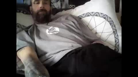 Snapshot of oedipe666 chatting on 12.15.25 oedipe666cam online show from 12.15.25