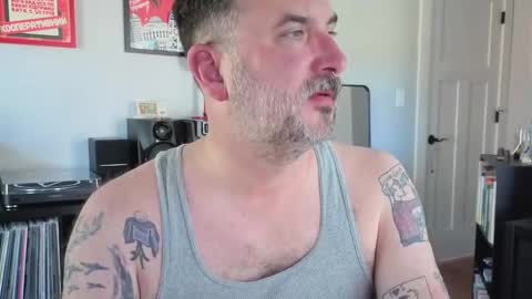 Office Dad online show from 09.12.25