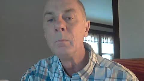 Snapshot of office_slr chatting on 12.15.24 Officer online show from 12.15.24