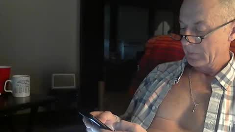 Snapshot of office_slr chatting on 12.15.24 Officer online show from 12.15.24