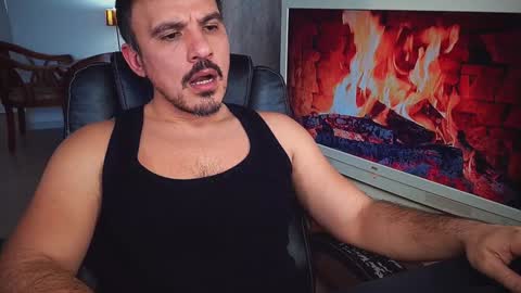 officeman7 online show from 01.14.25